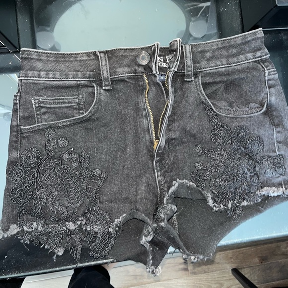 American eagle jeans shorts - Picture 1 of 4